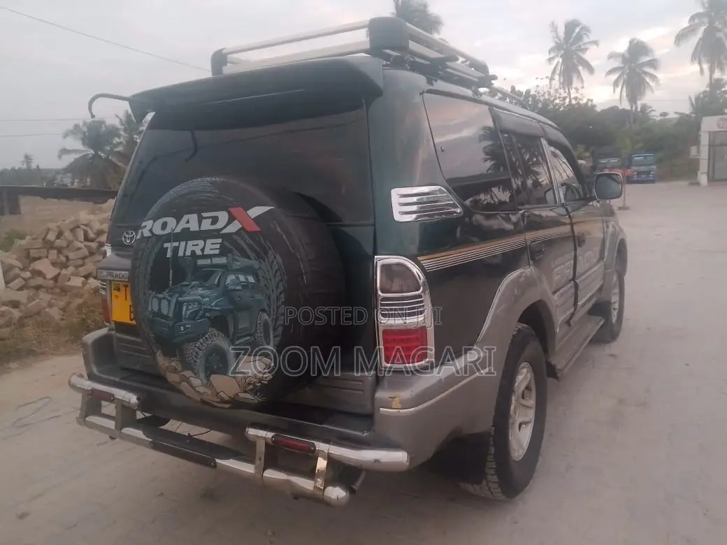 Toyota Land Cruiser Prado 2003 Green