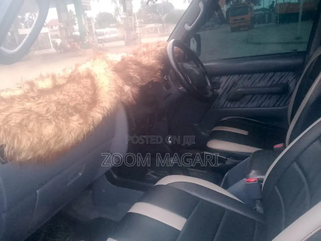 Toyota Land Cruiser Prado 2003 Green