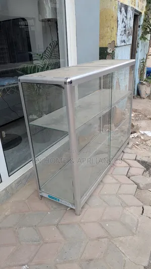 Kabati La Aluminum Full Kioo