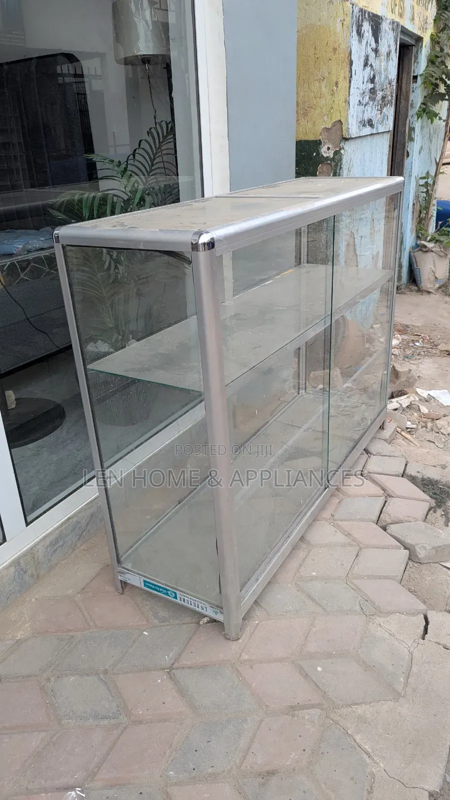 Kabati La Aluminum Full Kioo