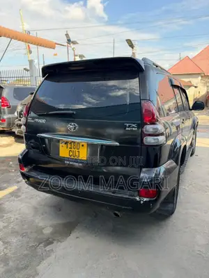 Toyota Land Cruiser Prado 2006 Black