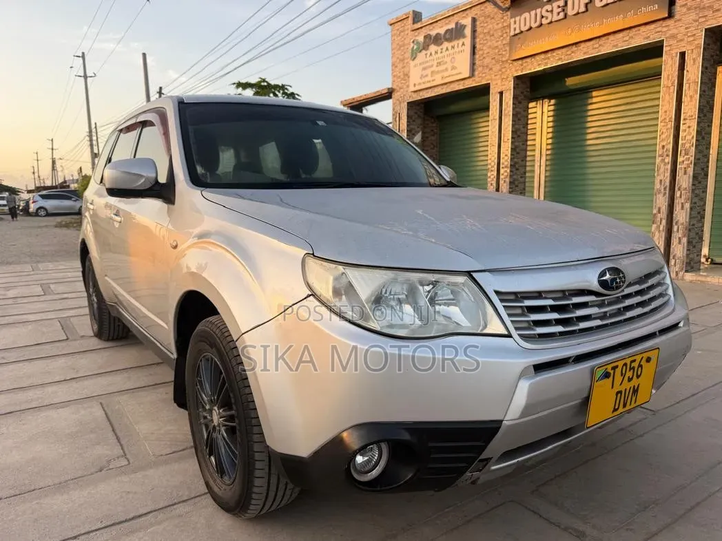 Subaru Forester 2009 Silver