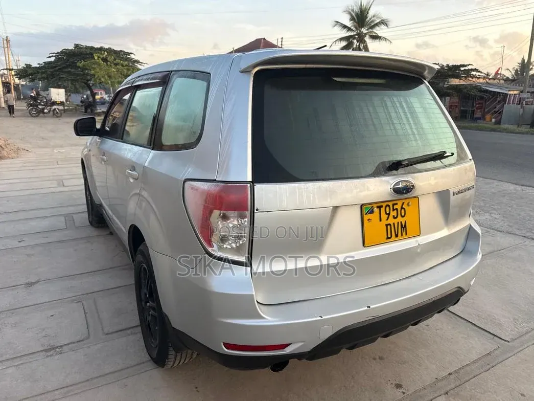 Subaru Forester 2009 Silver