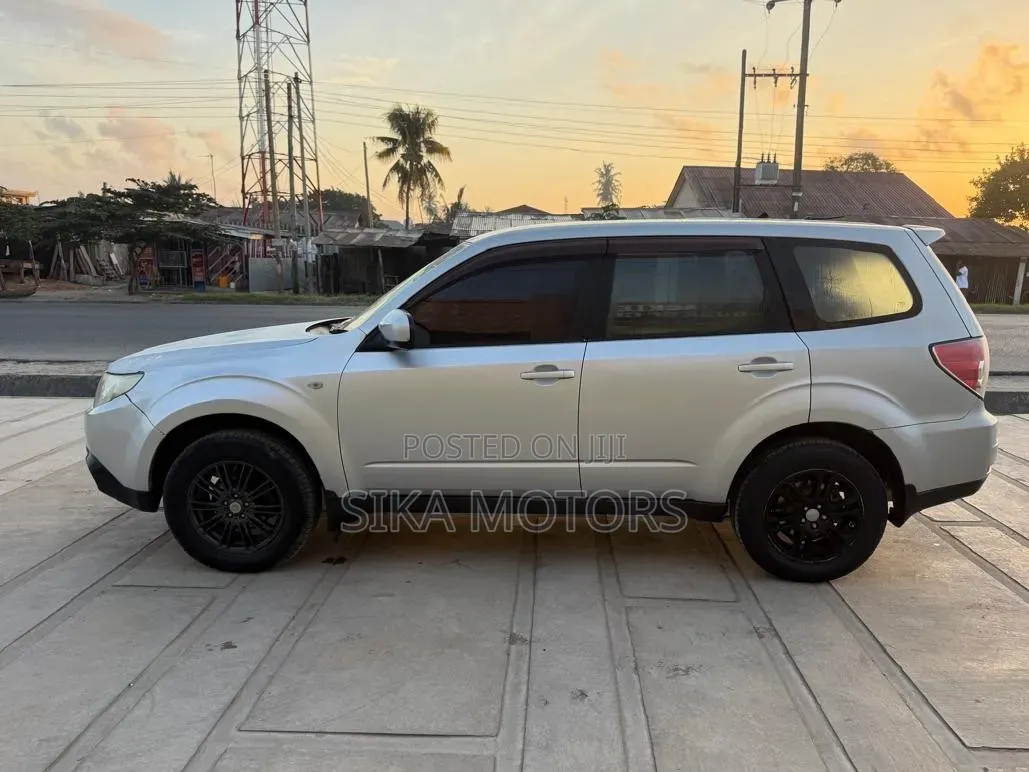 Subaru Forester 2009 Silver