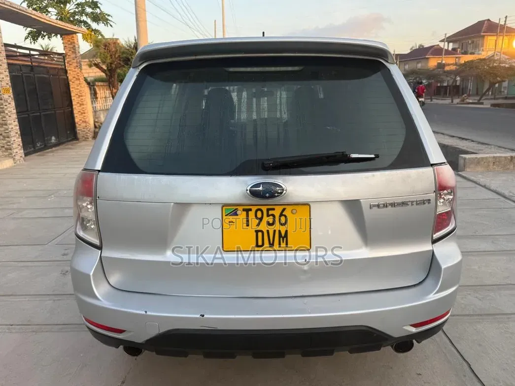 Subaru Forester 2009 Silver