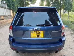 Subaru Forester 2011 Blue