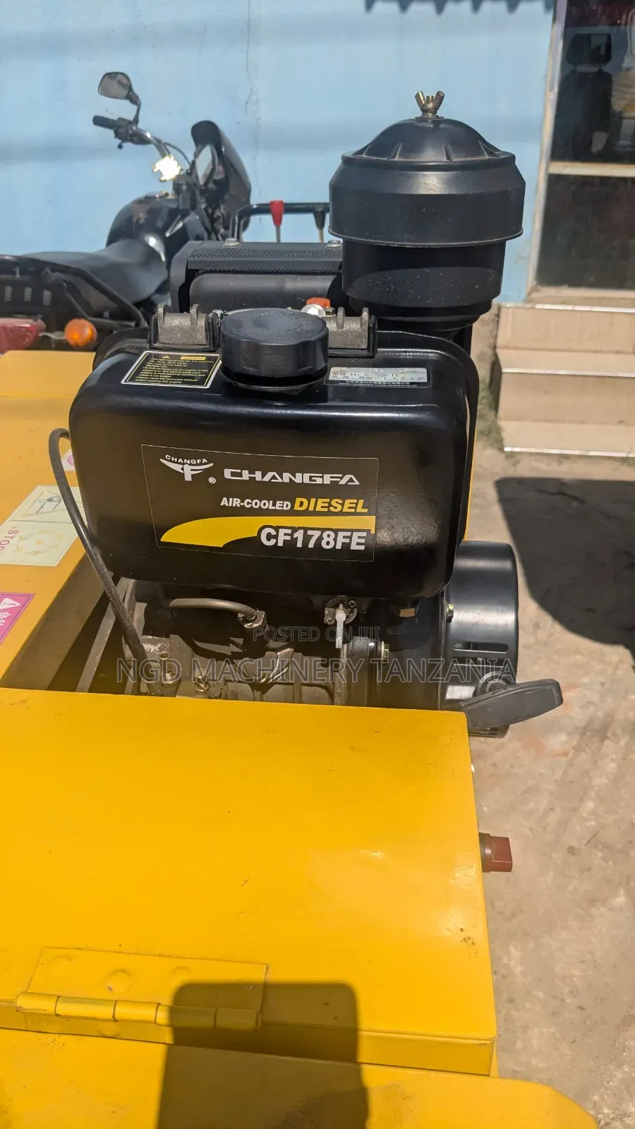Double Drum Pedestrian Roller Diesel Engine