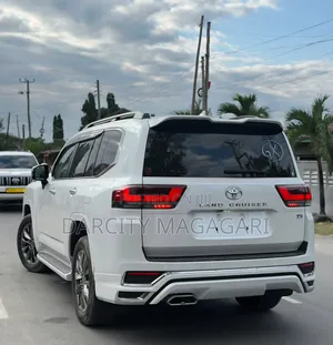 New Toyota Land Cruiser 2025 White