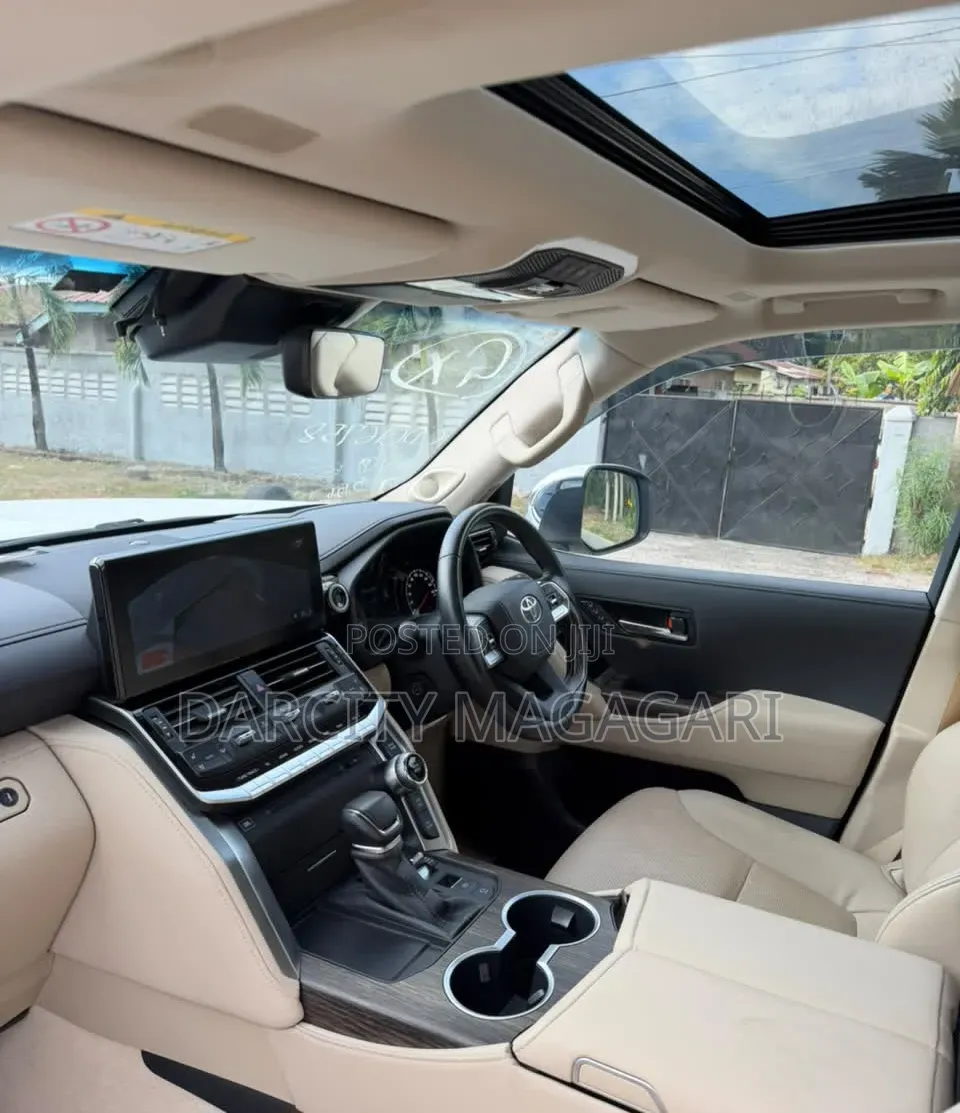 New Toyota Land Cruiser 2025 White