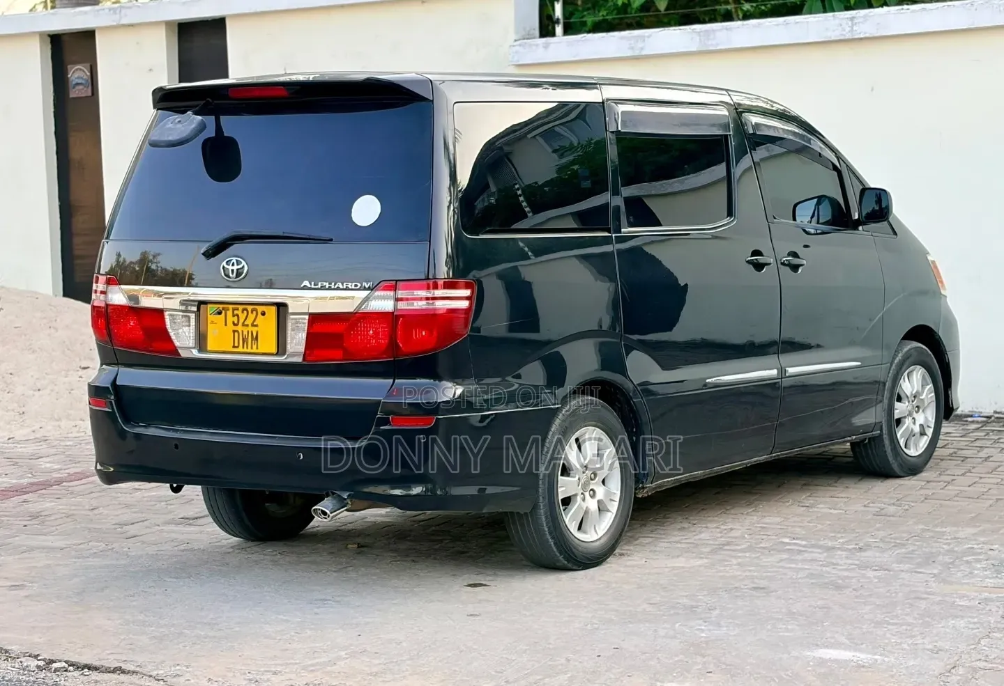 Toyota Alphard 2006 Black