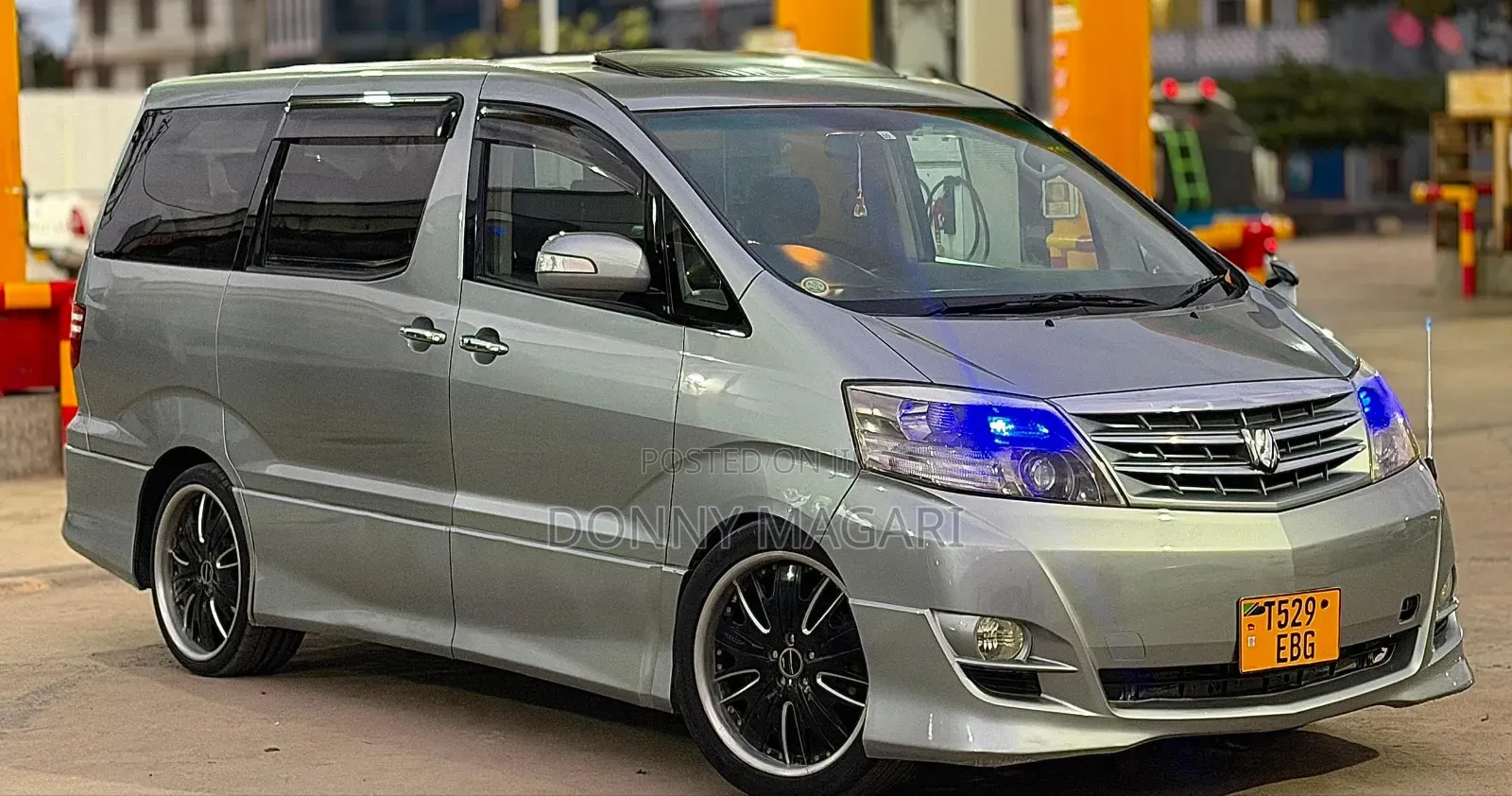Toyota Alphard 2007 Silver