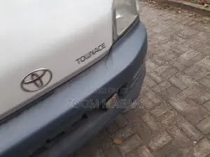 Toyota TownAce 1999 White