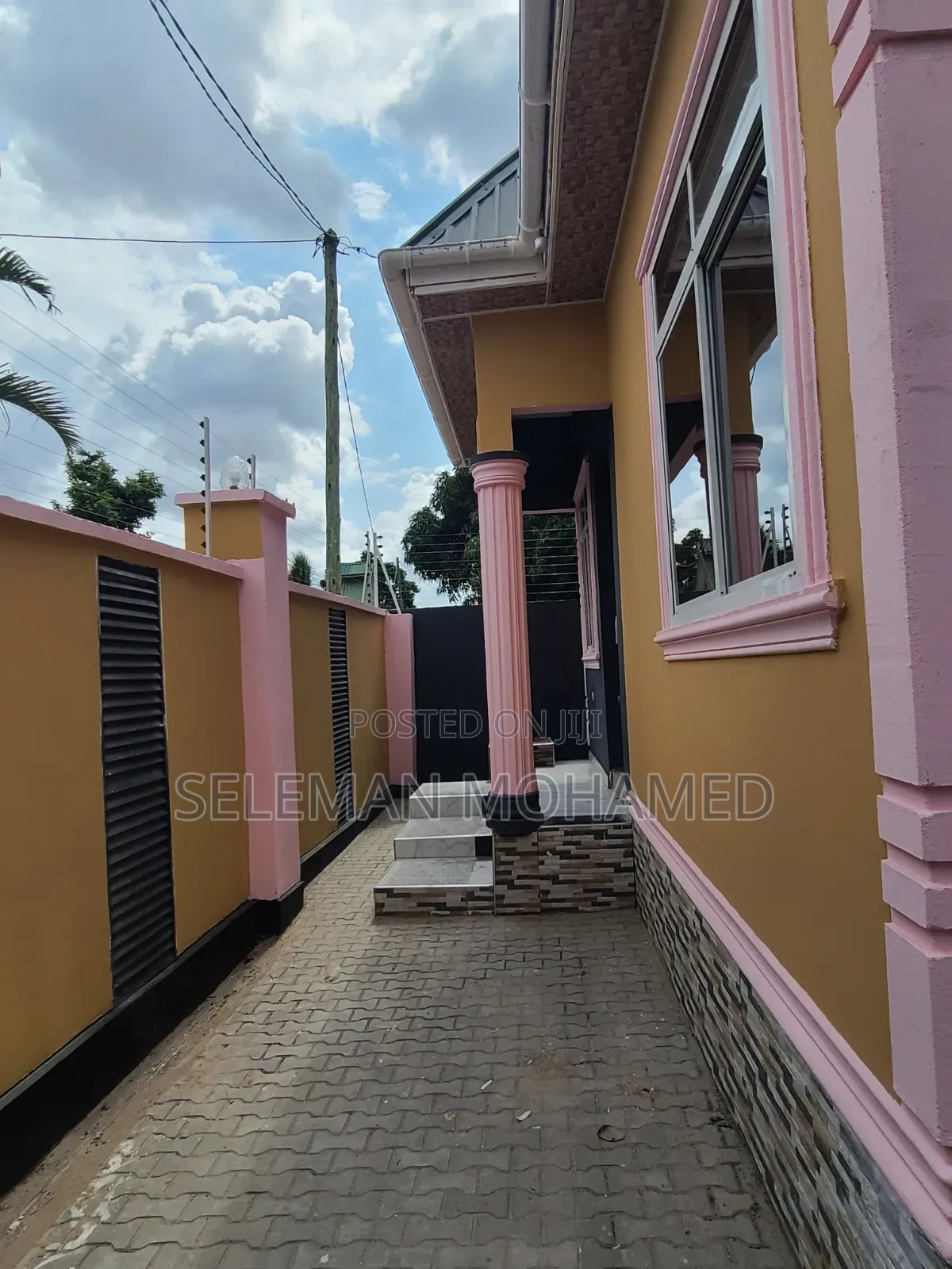 Furnished 3bdrm House in Biriani Real Estate, Chamazi for sale