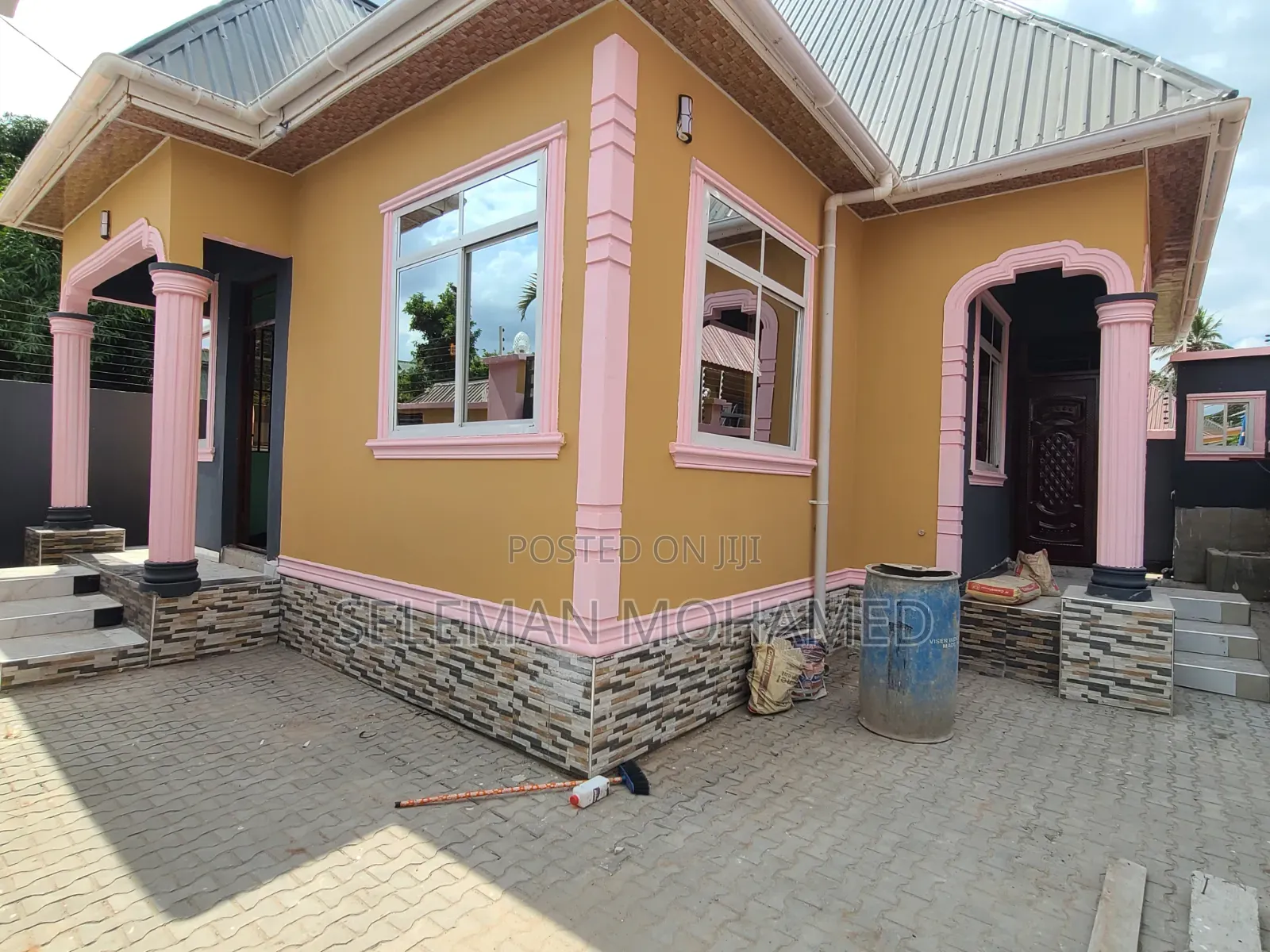 Furnished 3bdrm House in Biriani Real Estate, Chamazi for sale