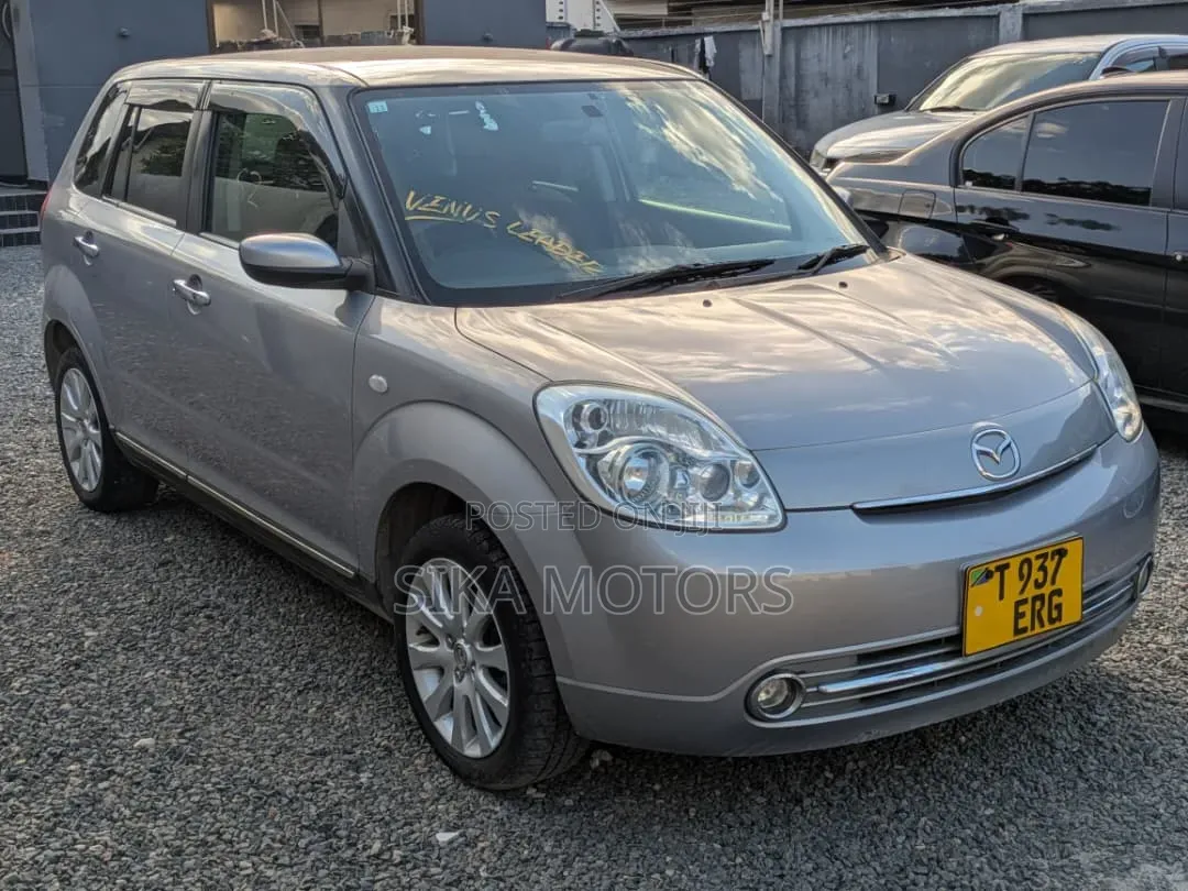 Mazda Verisa 2007 Gray