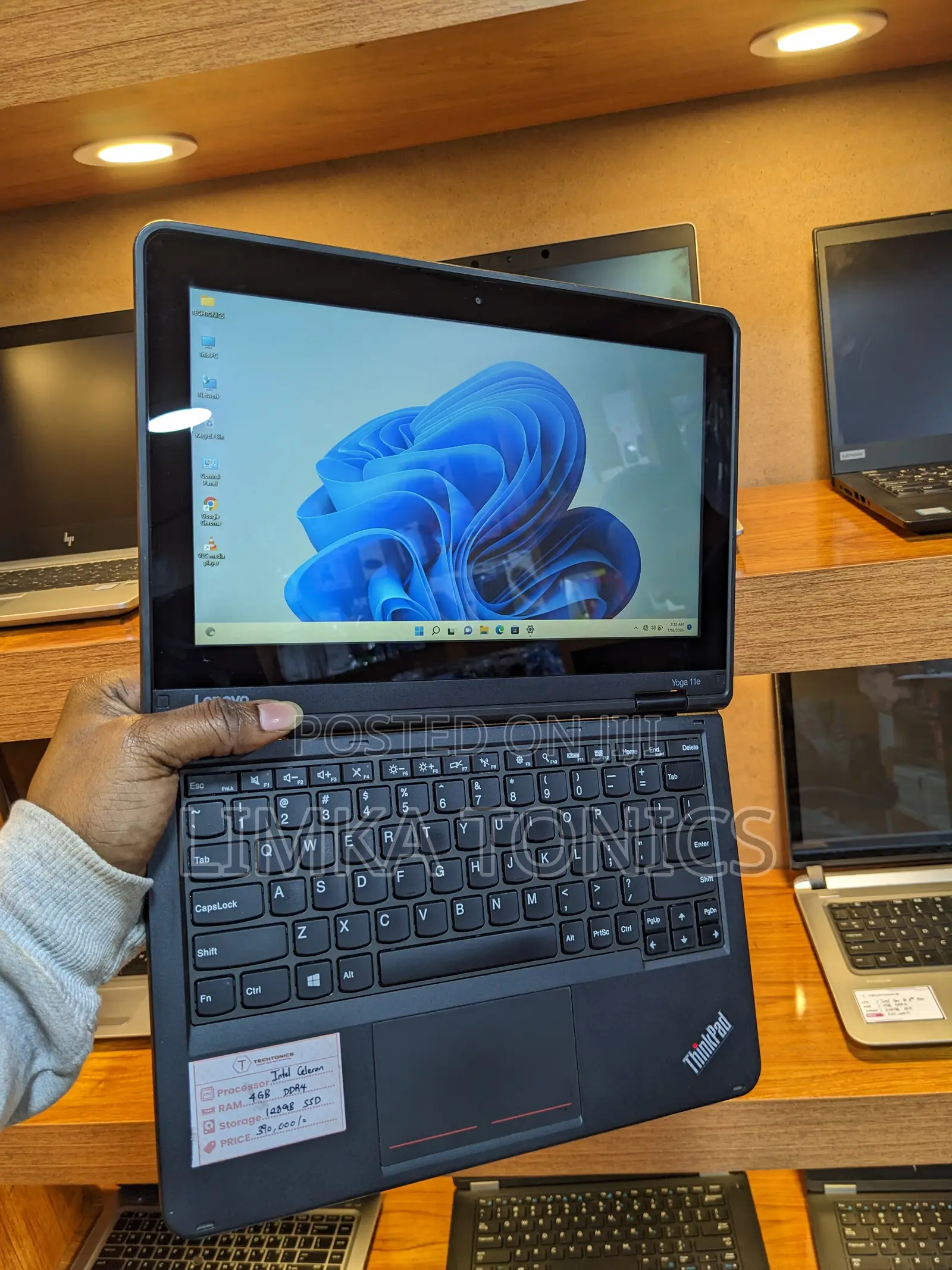 Laptop Lenovo Yoga 11e 8GB Intel Celeron SSD 128GB