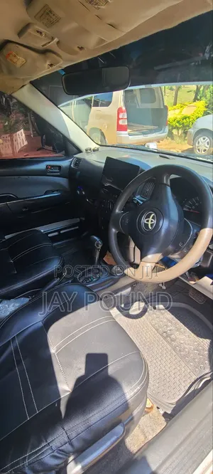 Toyota Succeed 2015 Silver