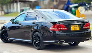Toyota Crown 2009 Black