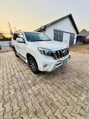 Toyota Land Cruiser Prado 2017 Pearl