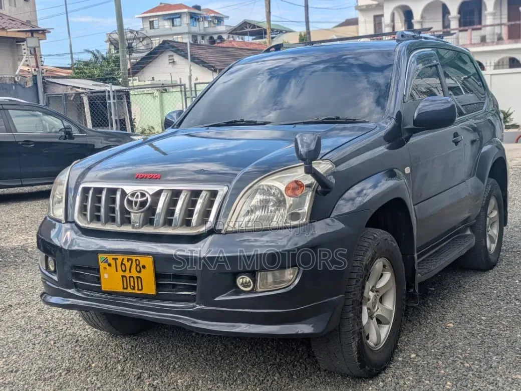Toyota Land Cruiser Prado 2006 Black