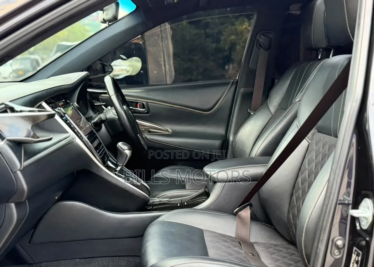 Toyota Harrier 2016 Maroon