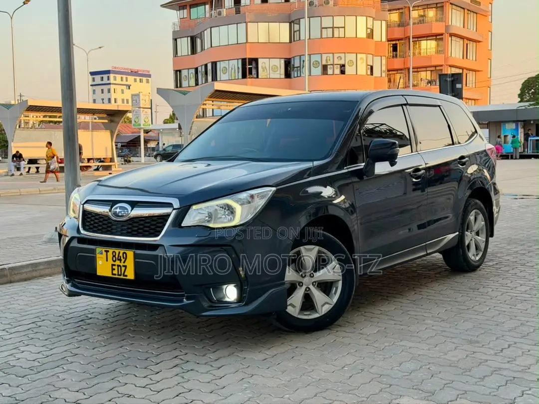 Subaru Forester 2013 Black