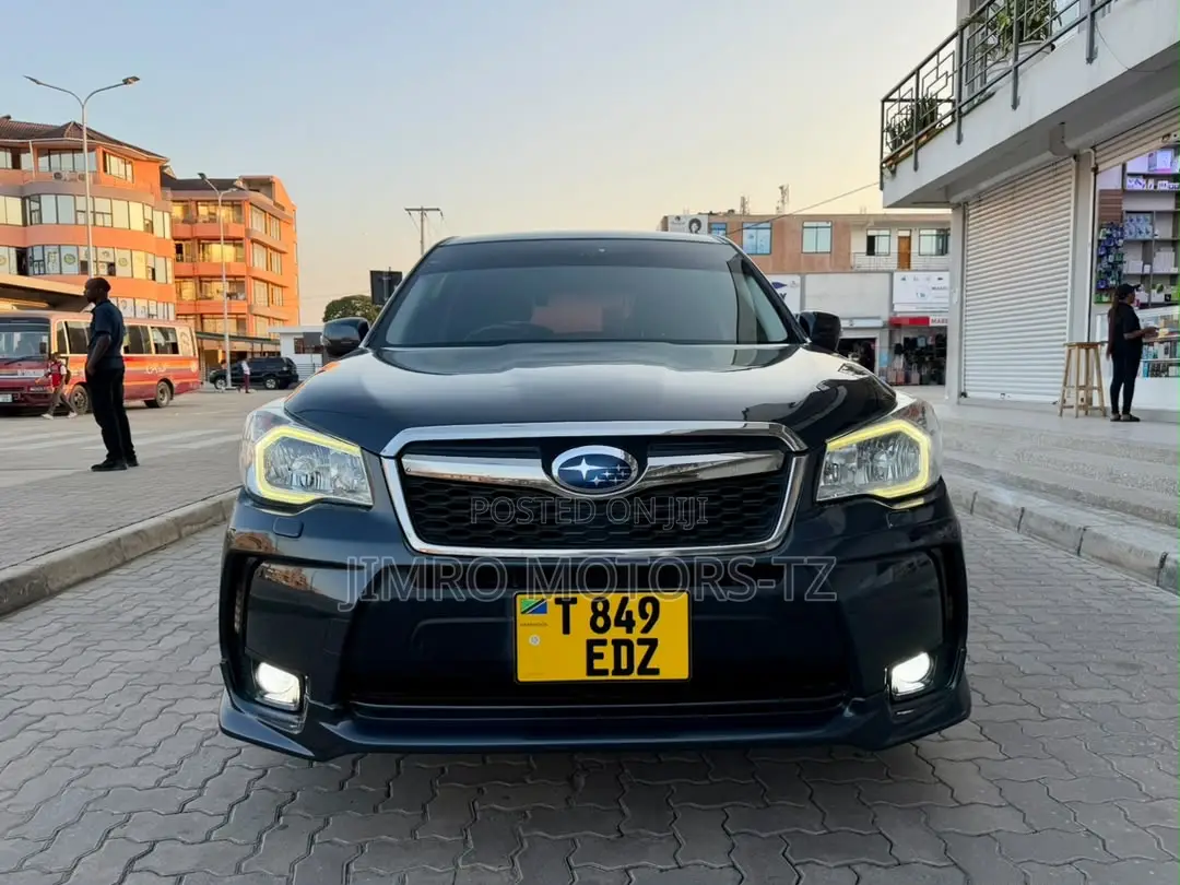 Subaru Forester 2013 Black