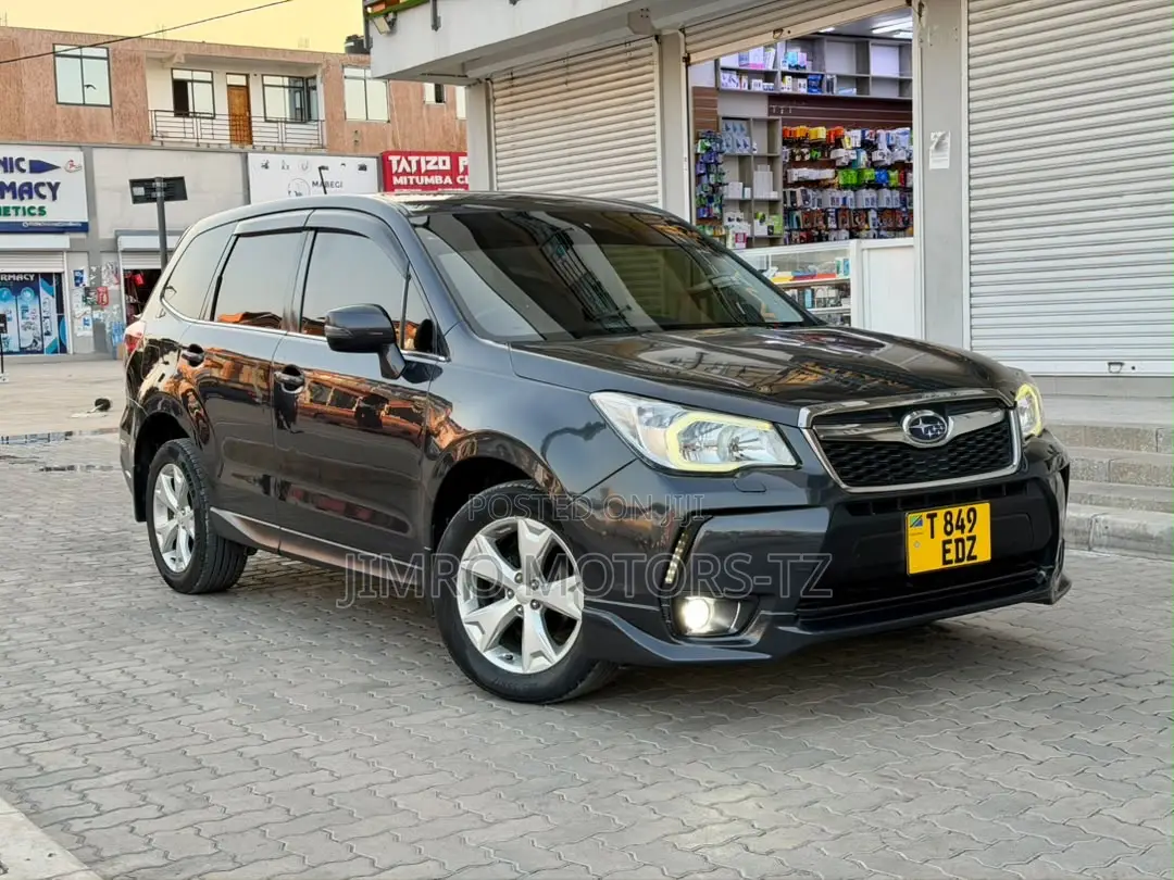 Subaru Forester 2013 Black