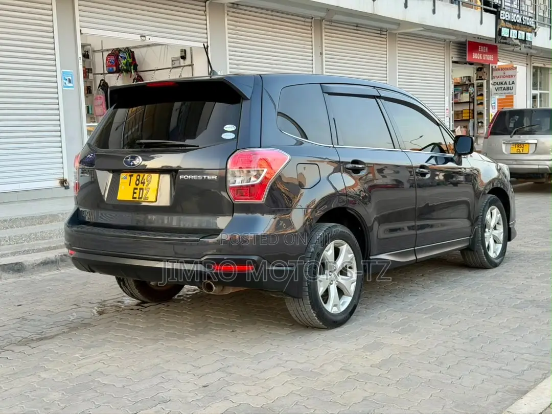 Subaru Forester 2013 Black