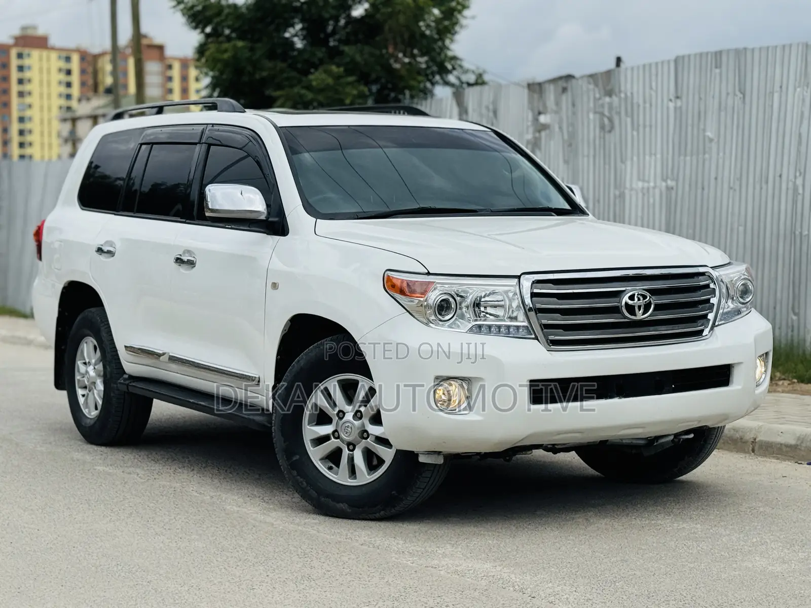 Toyota Land Cruiser 4.5 V8 VXR 2011 White