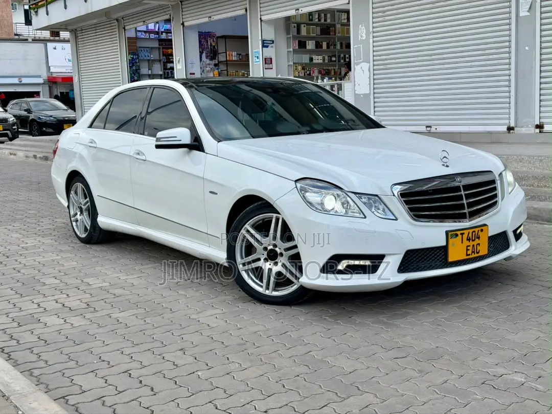 Mercedes-Benz E250 2013 White