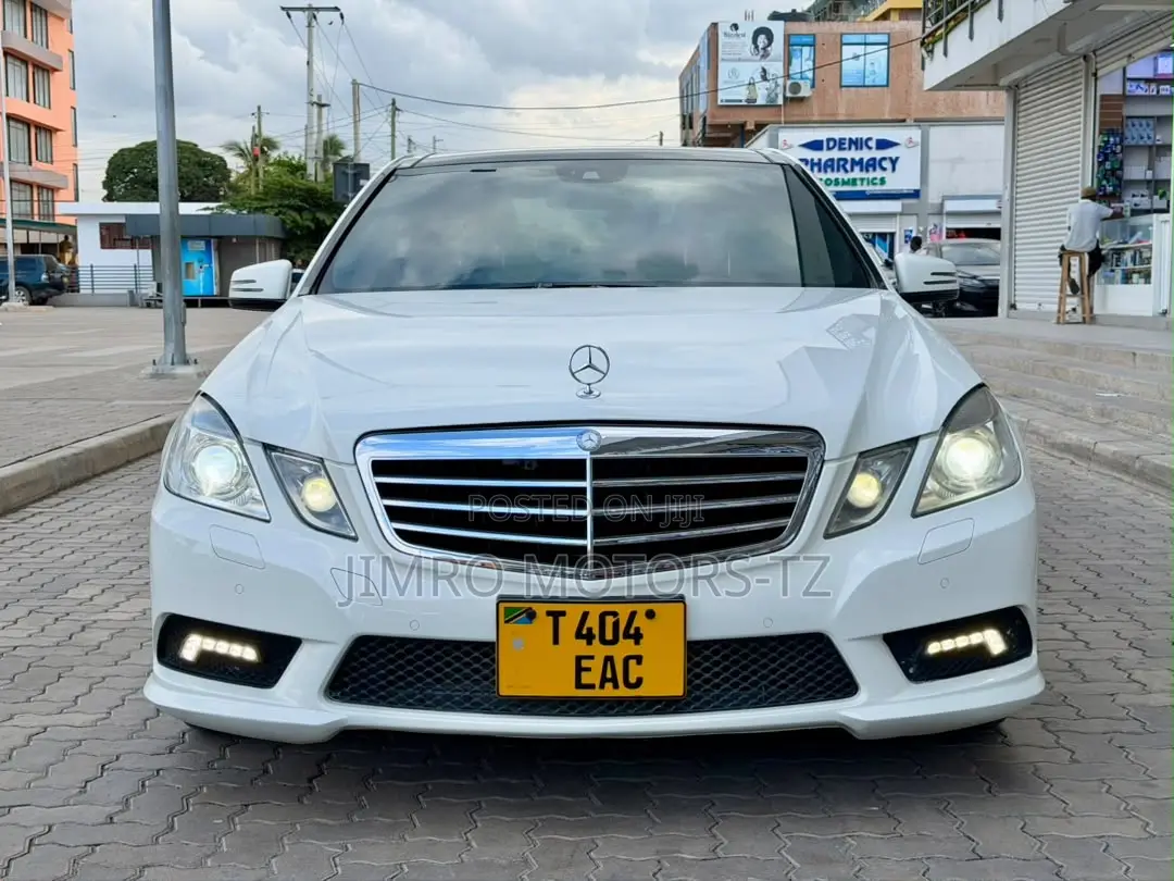 Mercedes-Benz E250 2013 White