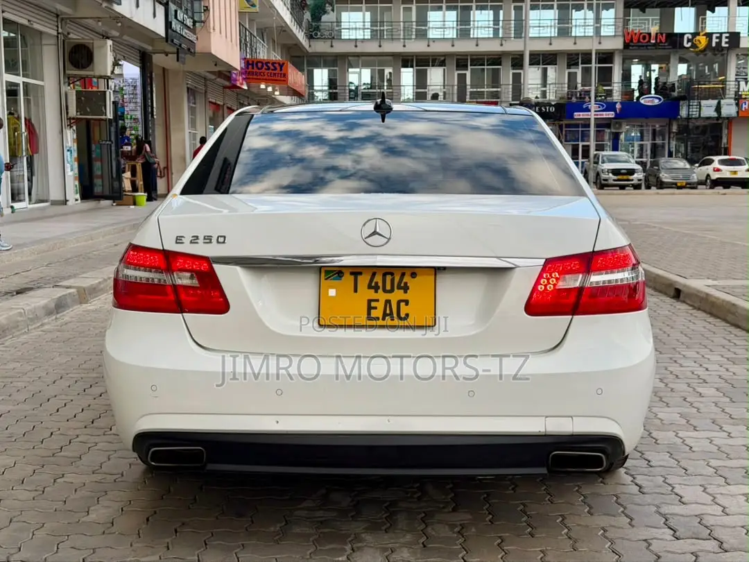 Mercedes-Benz E250 2013 White