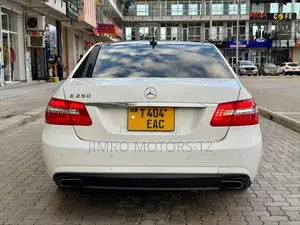 Mercedes-Benz E250 2013 White