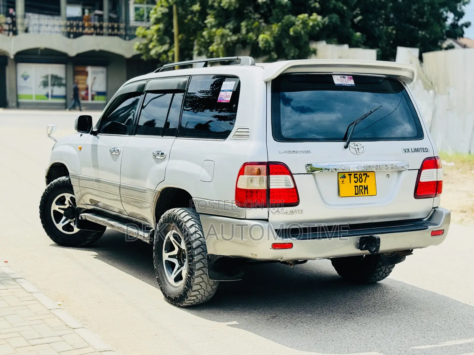 Toyota Land Cruiser 100 VX 4.2 DT Automatic 2005 Silver