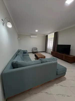 Furnished 4bdrm Villa in Ada Estate for rent