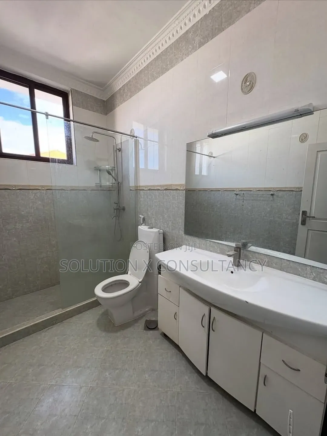 Furnished 4bdrm Villa in Ada Estate for rent