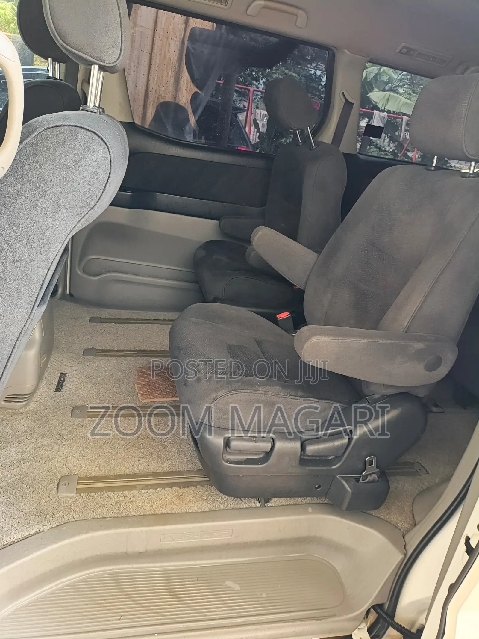 Toyota Alphard 2005 Pearl