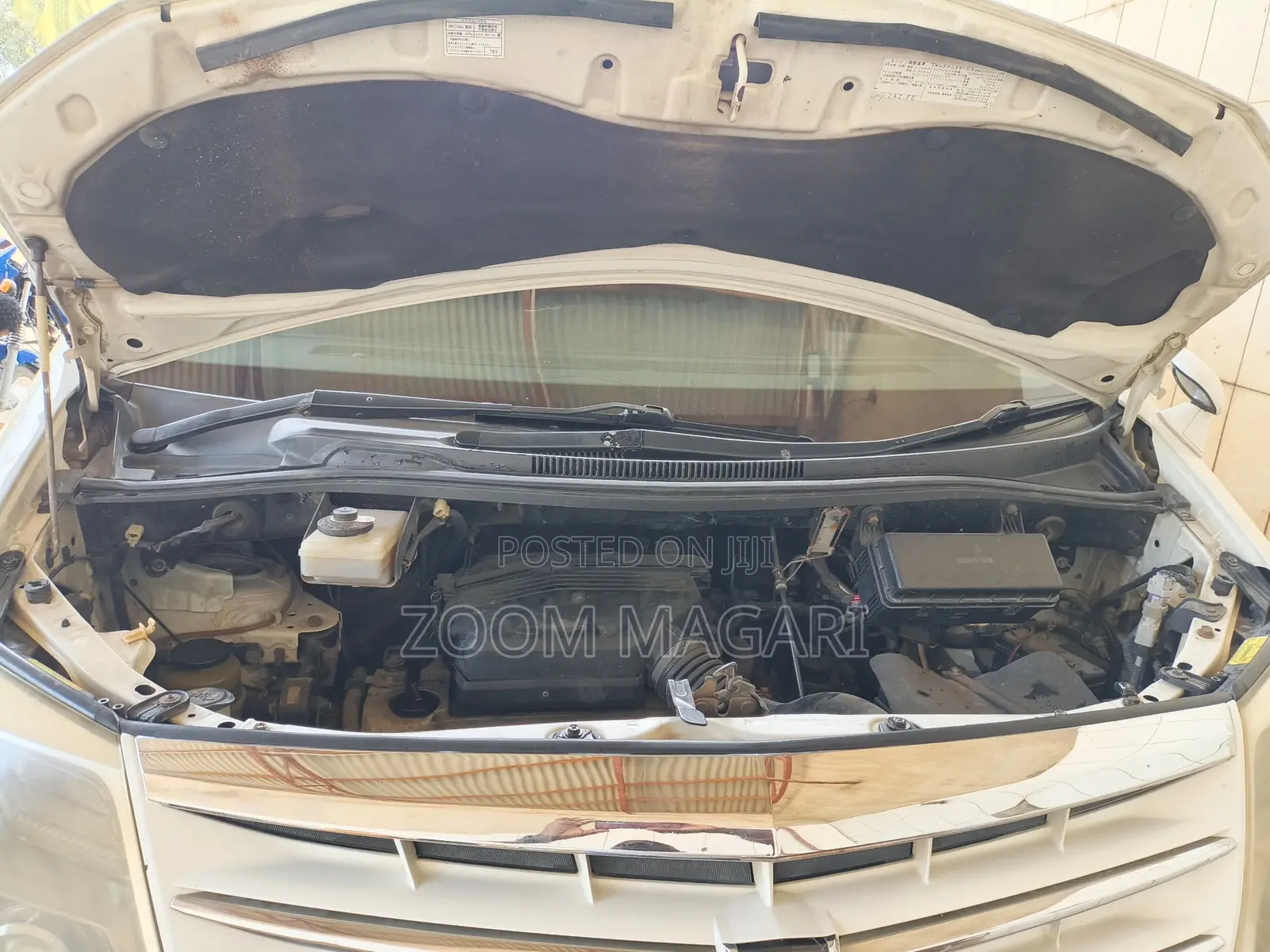Toyota Alphard 2005 Pearl