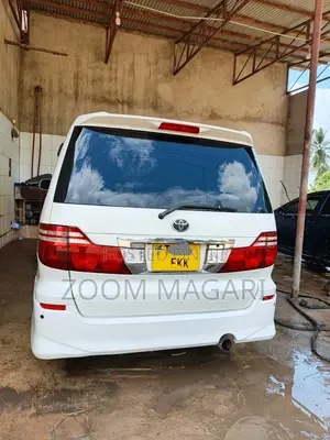 Toyota Alphard 2005 Pearl