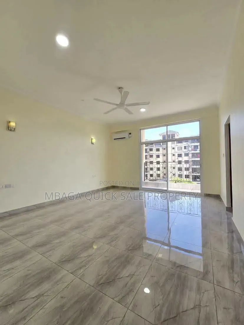 3bdrm Apartment in Upanga for rent