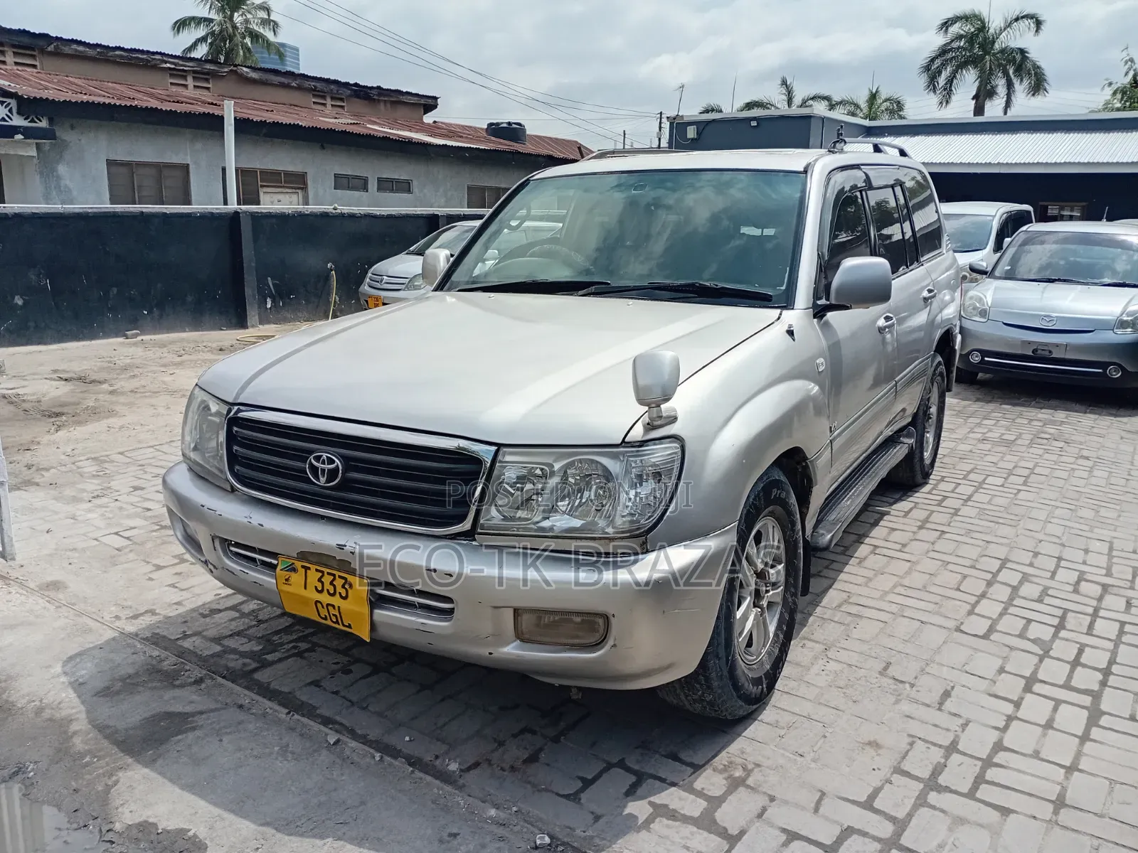 Toyota Land Cruiser 2004 Silver