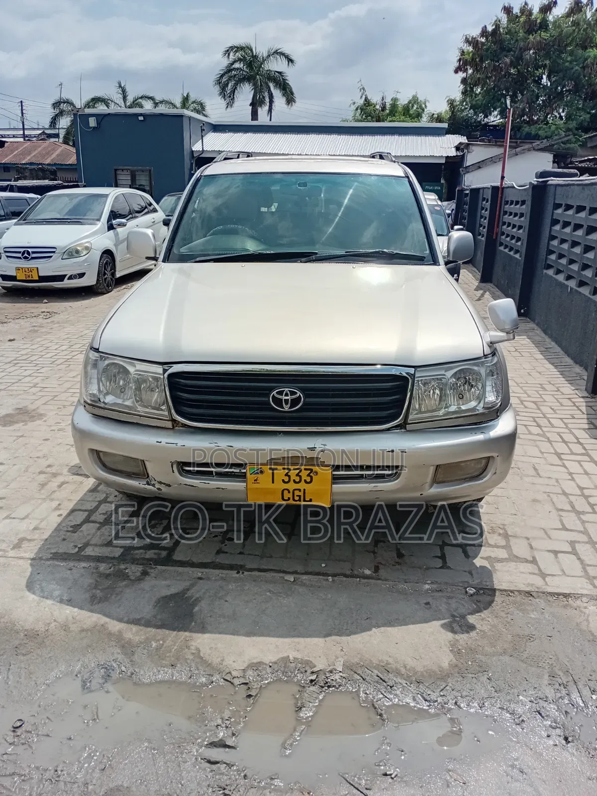 Toyota Land Cruiser 2004 Silver