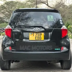 Toyota Ractis 1.5 FWD 2011 Black