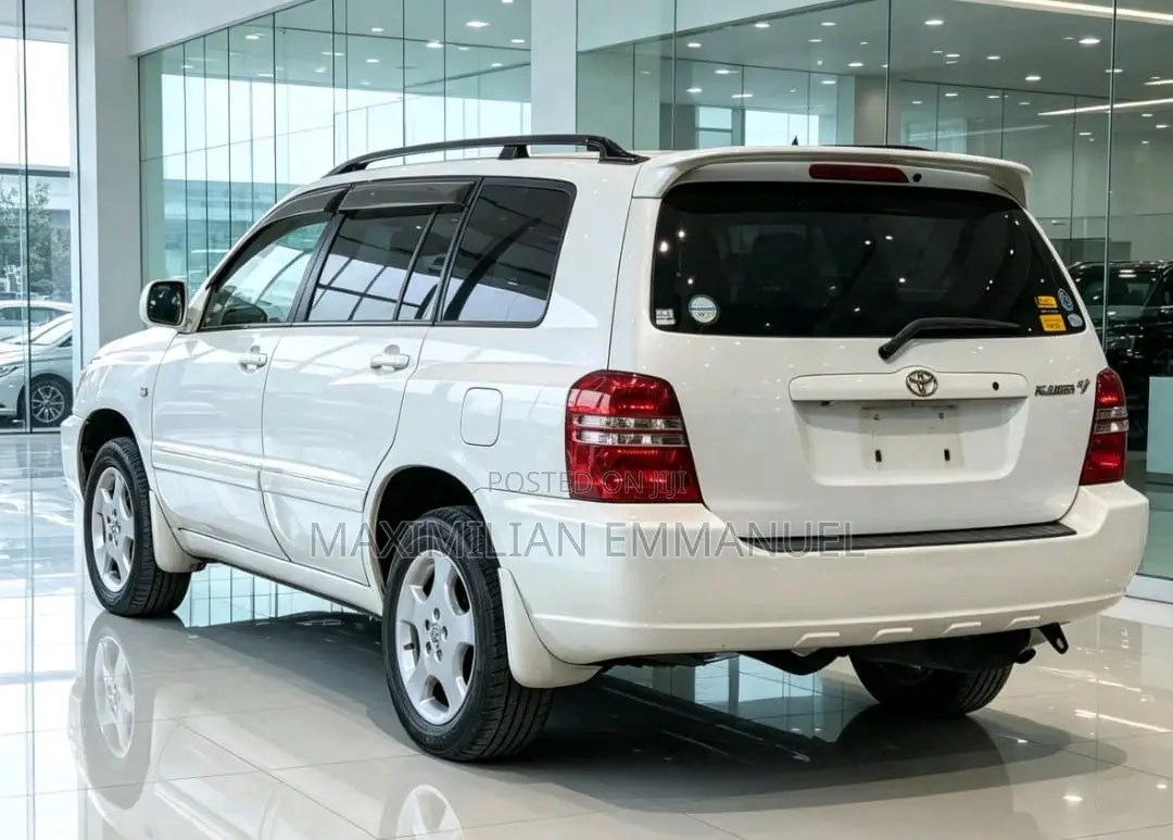 Toyota Kluger 2005 White