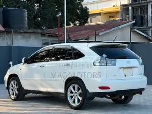 Toyota Harrier 2006 White