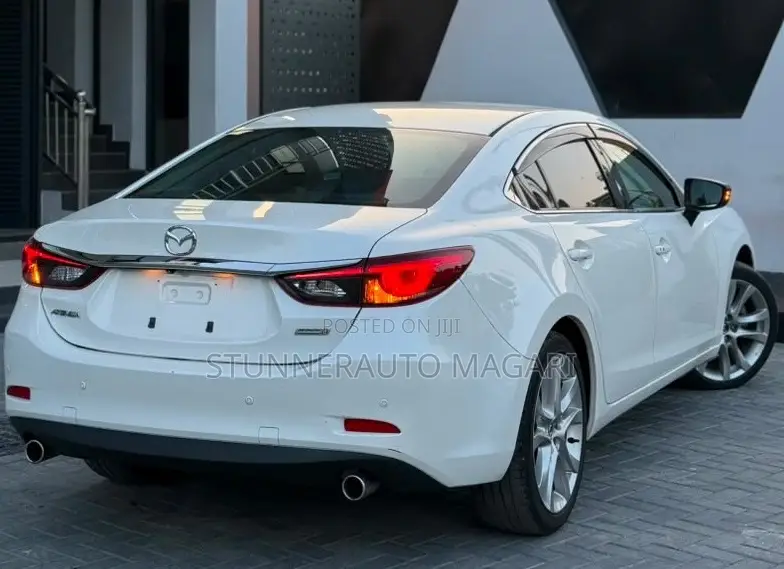 Mazda Atenza 2015 White