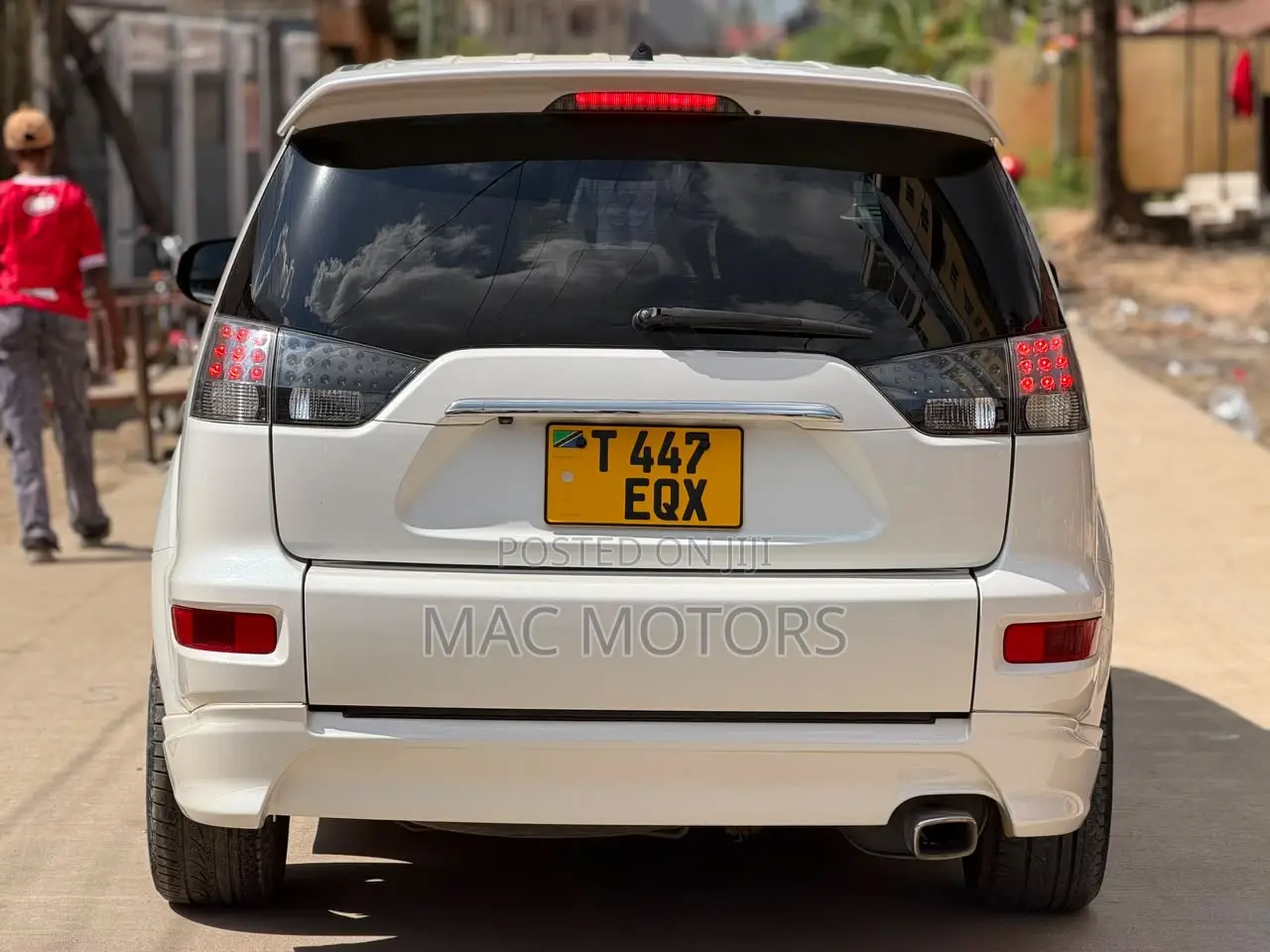 Mitsubishi Outlander 2012 White