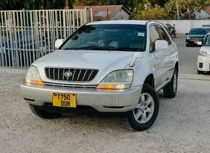 Toyota Harrier 2003 Off white