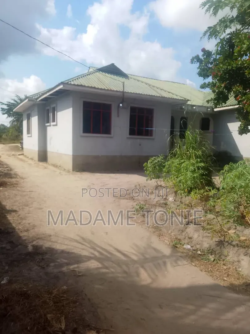 4bdrm House in Wankomange Com Ltd, Kigamboni for sale
